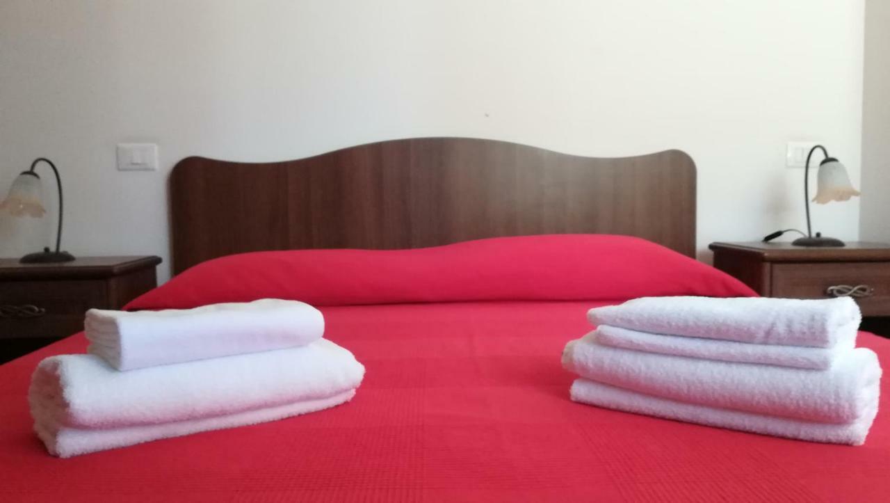 Villa Agriturismo Le Pagliere Da Valentino à Villa Santa Maria  Extérieur photo